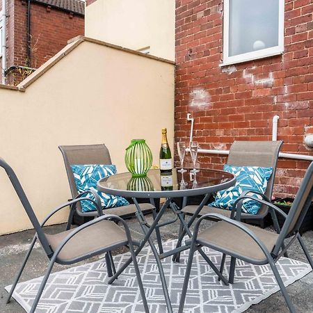 Hopetown Apartment-Modern 1 Bed With Free Parking Нормантон Экстерьер фото