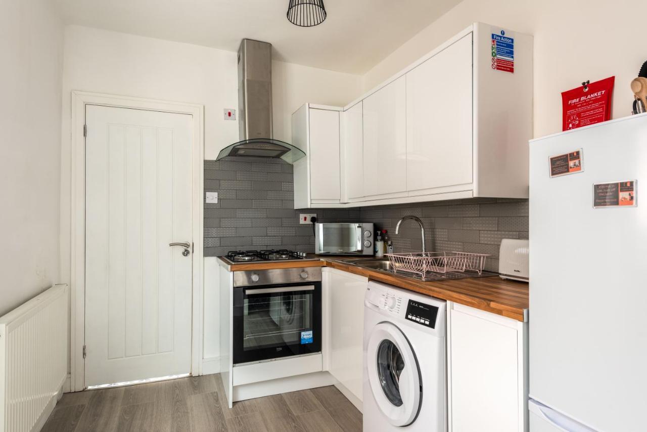 Hopetown Apartment-Modern 1 Bed With Free Parking Нормантон Экстерьер фото